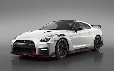2020 Nissan GT-R Nismo thumbnail.