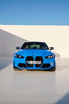 2025 BMW M3 Competition phone wallpaper thumbnail.