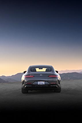 2025 Mercedes-AMG GT63 S E Performance 4-Door phone wallpaper thumbnail.