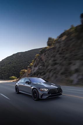 2025 Mercedes-AMG GT63 S E Performance 4-Door phone wallpaper thumbnail.