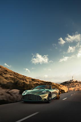 2026 Aston Martin Vanquish Volante phone wallpaper thumbnail.