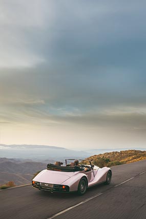 2026 Morgan Supersport phone wallpaper thumbnail.