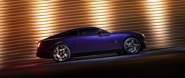 2026 Rolls-Royce Spectre Black Badge super ultrawide wallpaper thumbnail.