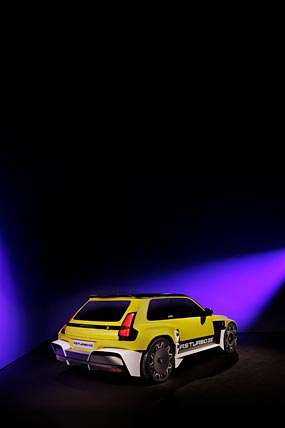 2027 Renault 5 Turbo 3E phone wallpaper thumbnail.